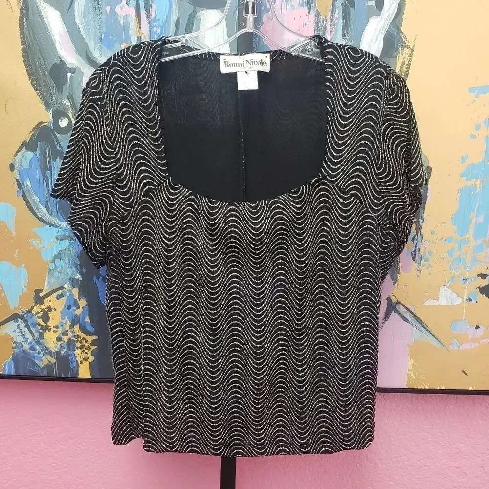 Ronni Nicole Vintage Metallic Top